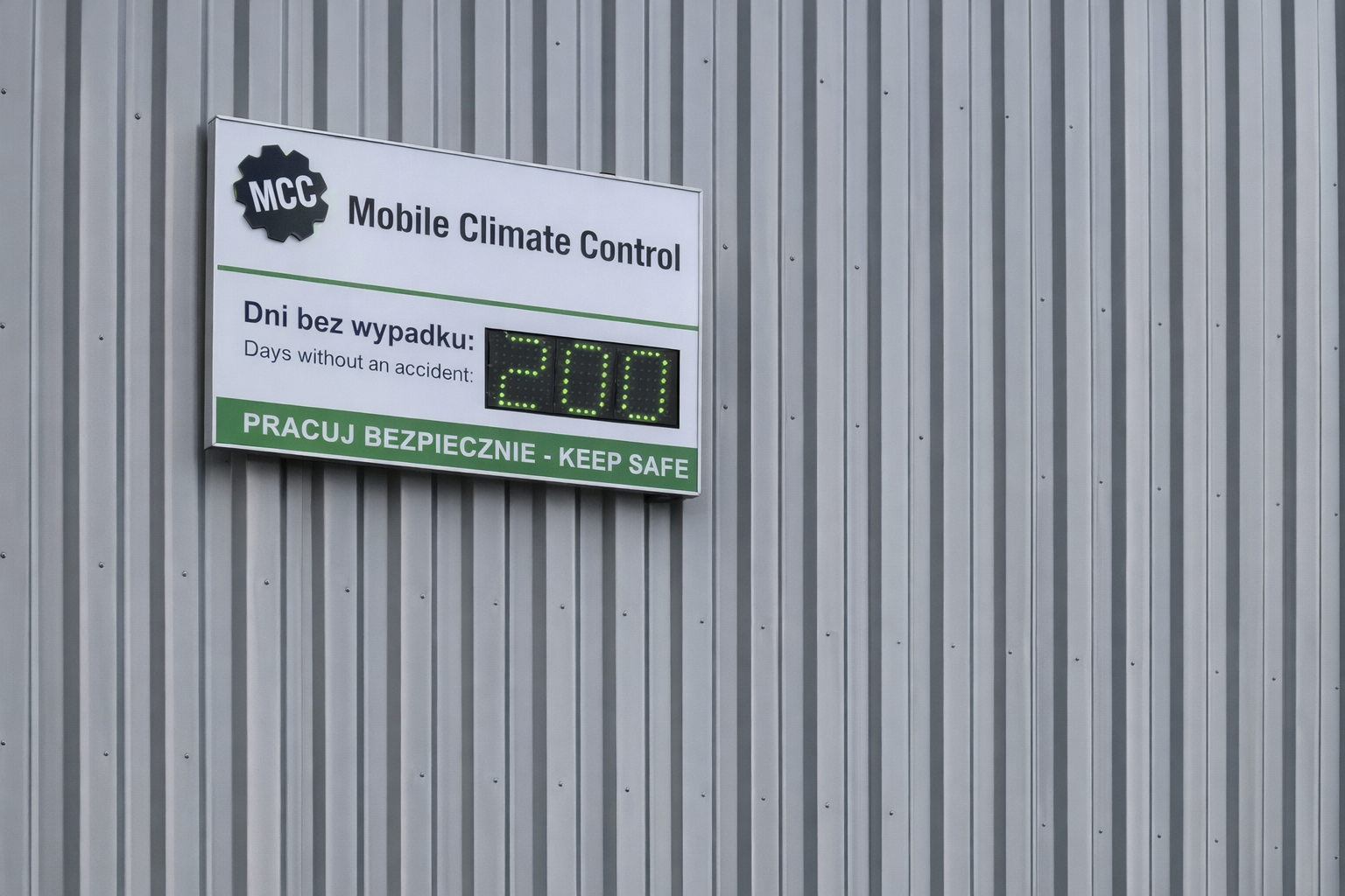 MCC Poland Saferty Board 200